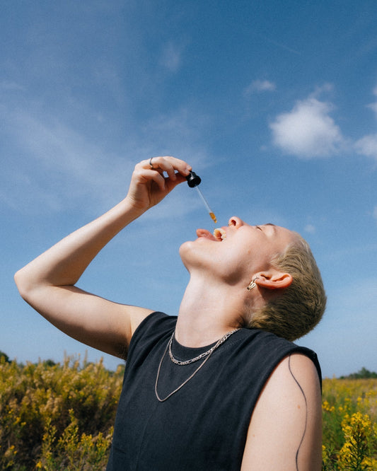 Tinctures vs Capsules: Why Format Changes Everything